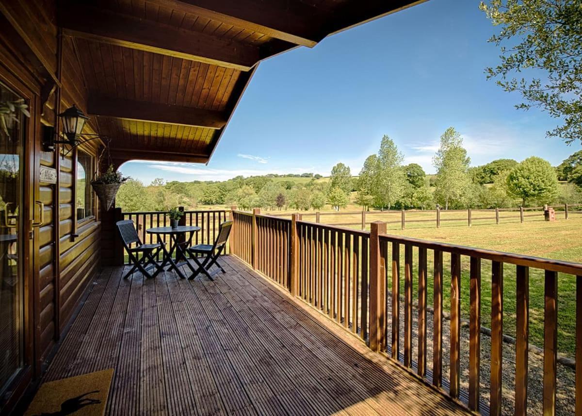 Whitestone Fingle Glen Lodges מראה חיצוני תמונה